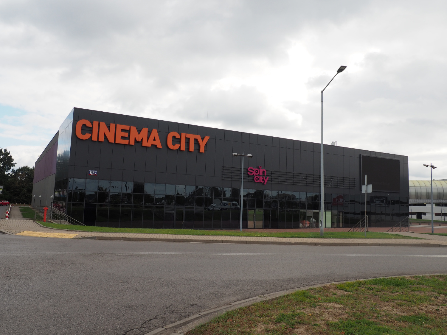 Zdjęcie architektury budynku Cinema City Bemowo